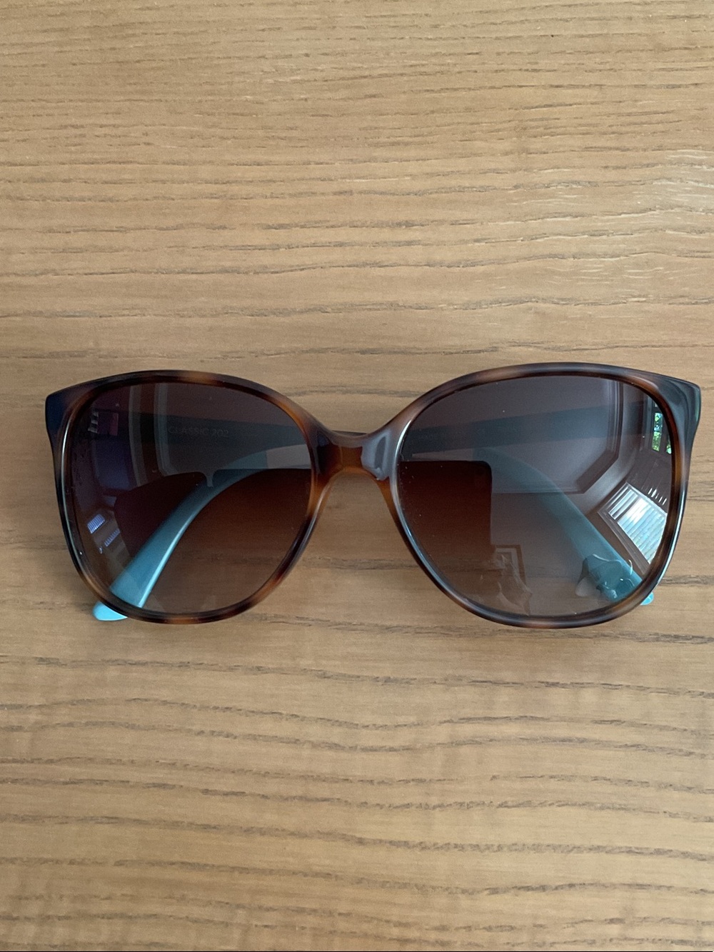 TOMS Classic 202 Tortoise Cat Eye Sunglasses Made in Italy S004-005-05